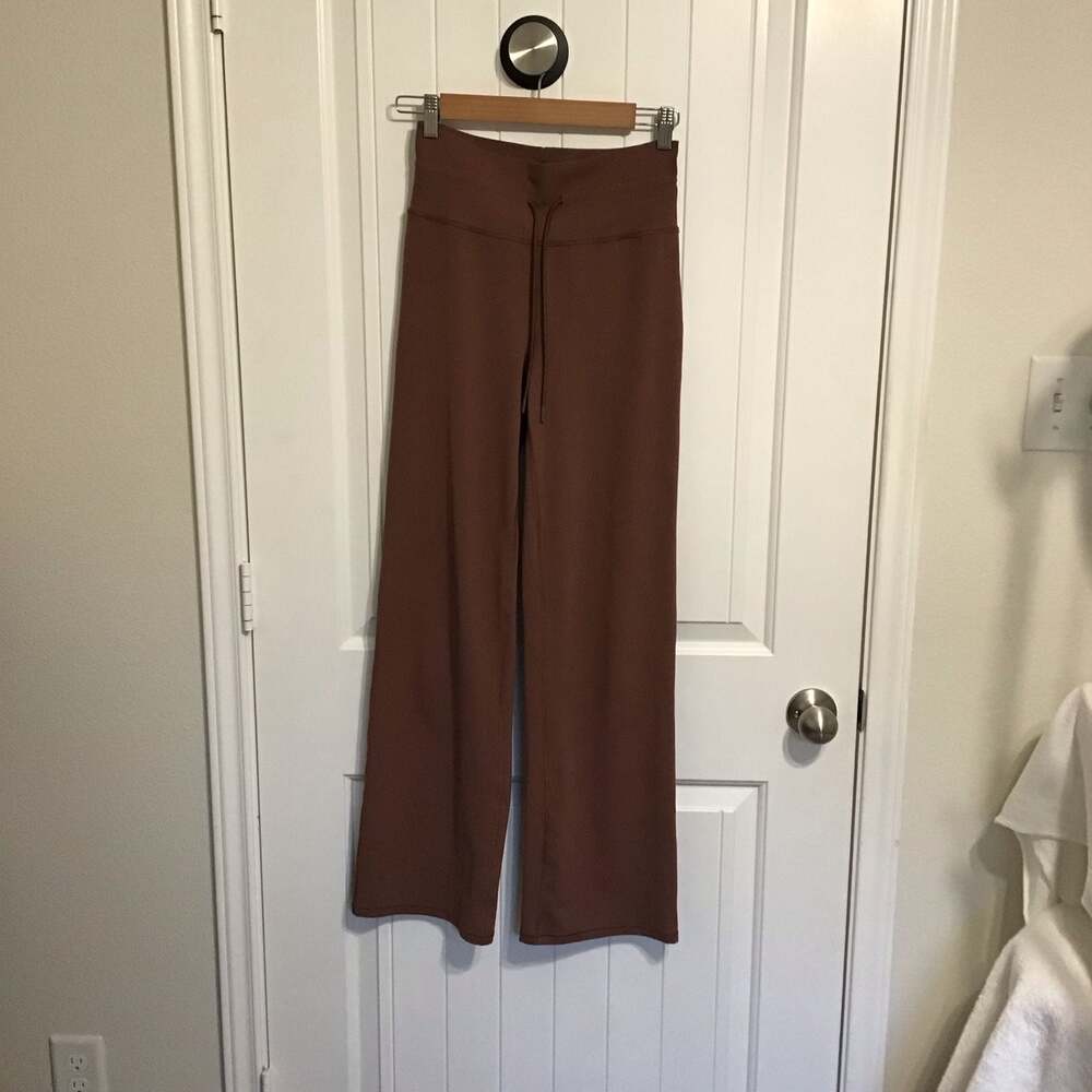 Vuori Daily Wide Leg Pant Size Small Chestnut Brown Active - Picture 2 of 11
